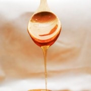 de ce este speciala mierea de mai prin ce senbspdeosebeste de alte tipuri de miere 403efee
