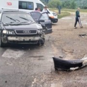accident la ungheni o copila a ajuns la spital dupa ce doua automobile s au lovit violent 318ad0c