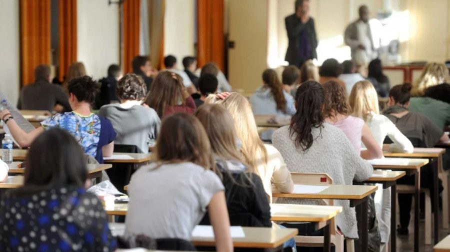Elevi excelenți or “norocoși”? Situație stranie, în viziunea MEC, la un liceu din Chișinău