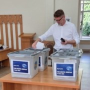foto alegeri europene 2024 ambasadorul romaniei am votat la chisinau pentru viitorul european al republicii moldova c7378d2