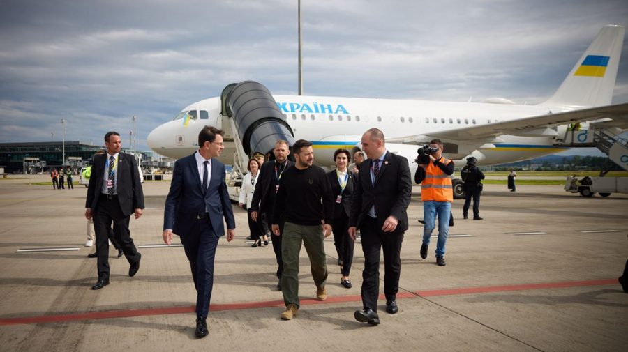 Liderul de la Kiev a ajuns în Elveţia, unde va participa la summitul privind pacea în Ucraina