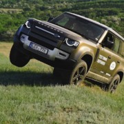 video test drive land rover defender in moldova f3fd9a4