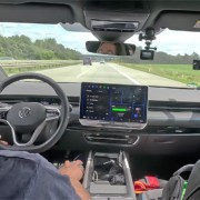 video un youtuber din germania a incercat sa atinga 400 km autonomie cu un vw id7 electric la viteza de 130 kmh vara fara aer conditsionat cbd979c