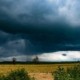 vine furtuna peste moldova meteorologii anunta un nou cod galben de averse cu descarcari electrice si vant 993010e
