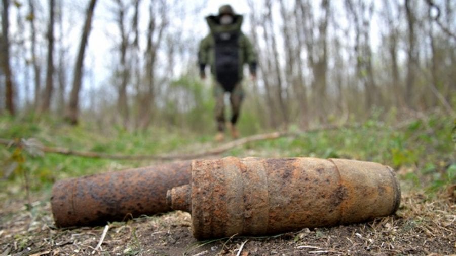 În iunie, geniștii moldoveni au efectuat 15 misiuni de deminare. Care a fost cea mai periculoasă?