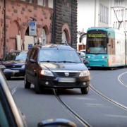 video bosch echipeaza toata flota de tramvaie din iashi cu sistem de avertizare pentru coliziunile frontale inclusiv tramvaiele vechi 585c216